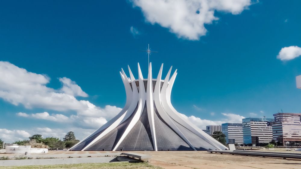 City_attraction_Brasilia_e9a4257c02