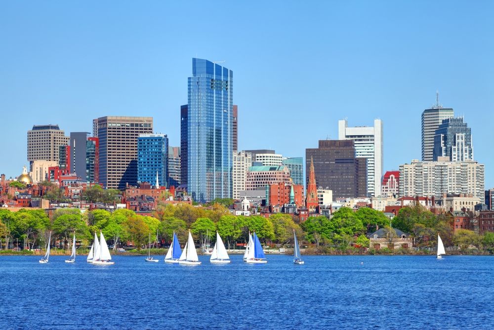 Cover_Sailing_on_Boston_Harbor_with_Downtown_Cityscape_in_the_Background_87672ec1b8 (1)