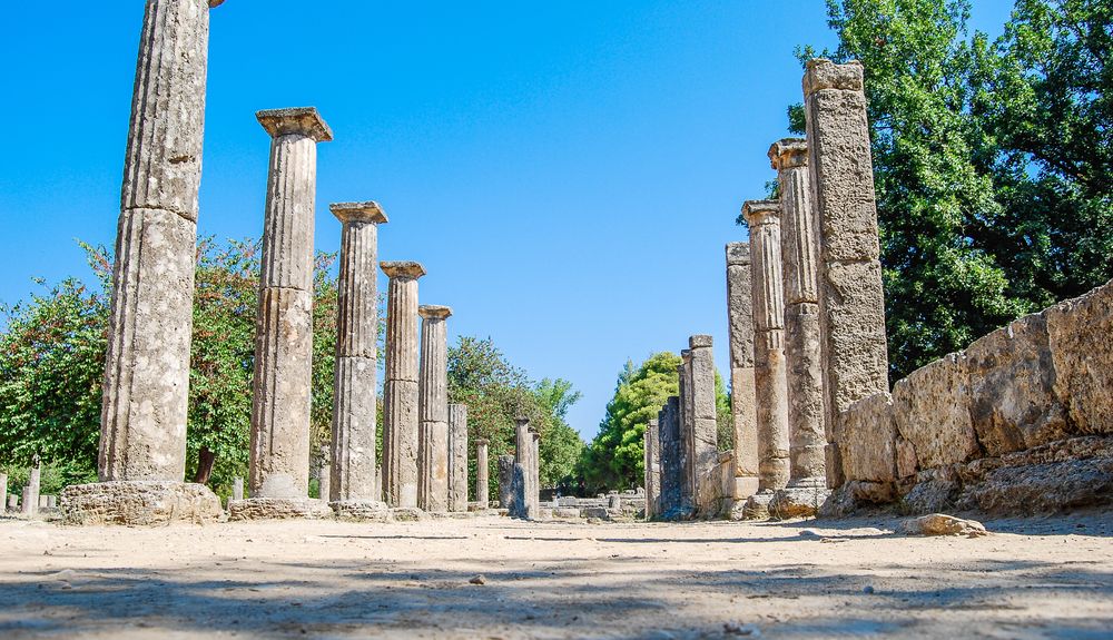 Historical_Background_katakolon_dc6946b71a